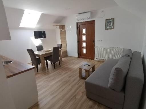 Farma & Apartmani Opg Sasa Delic Korenica Esterno foto